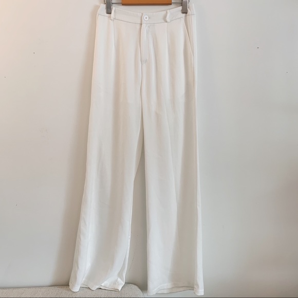 WYLDR White Pants - Picture 1 of 3